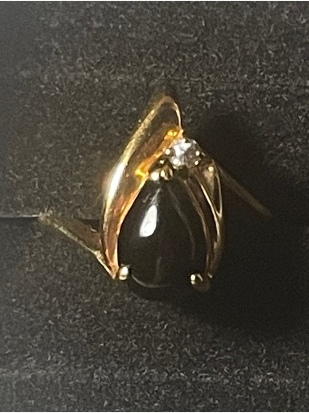 Gold Tone Teardrop Black Onyx Ring with Accent Stone Size 5